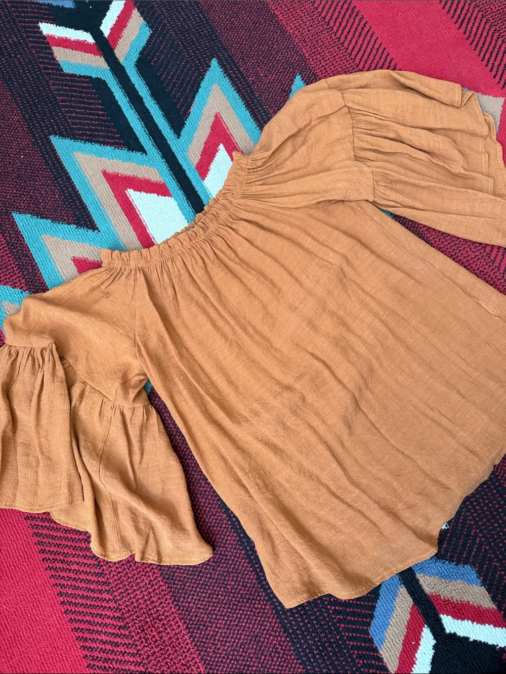 Women's Off-Shoulder Bell Sleeve Top - Camel